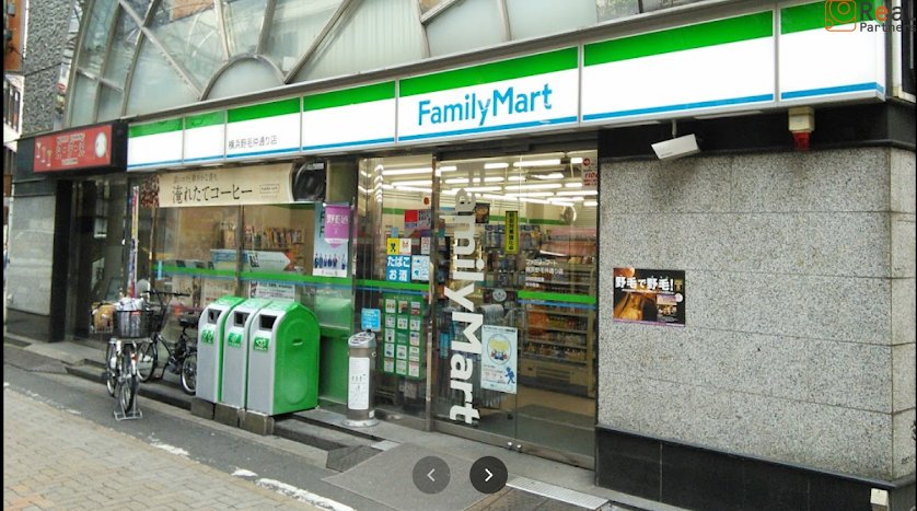 �ե��ߥ꡼�ޡ��Ȳ����������̤�Ź ����2ʬ�� 100m