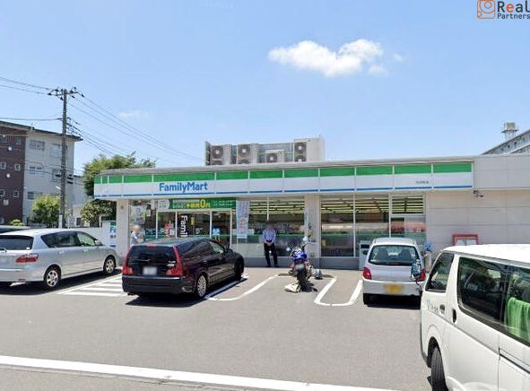 �ե��ߥ꡼�ޡ��Ȼ���ĮŹ ����11ʬ�� 830m