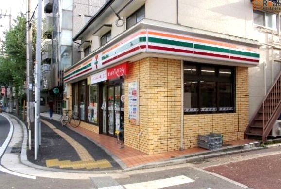 ���֥󥤥�֥�������Ź ����4ʬ�� 300m