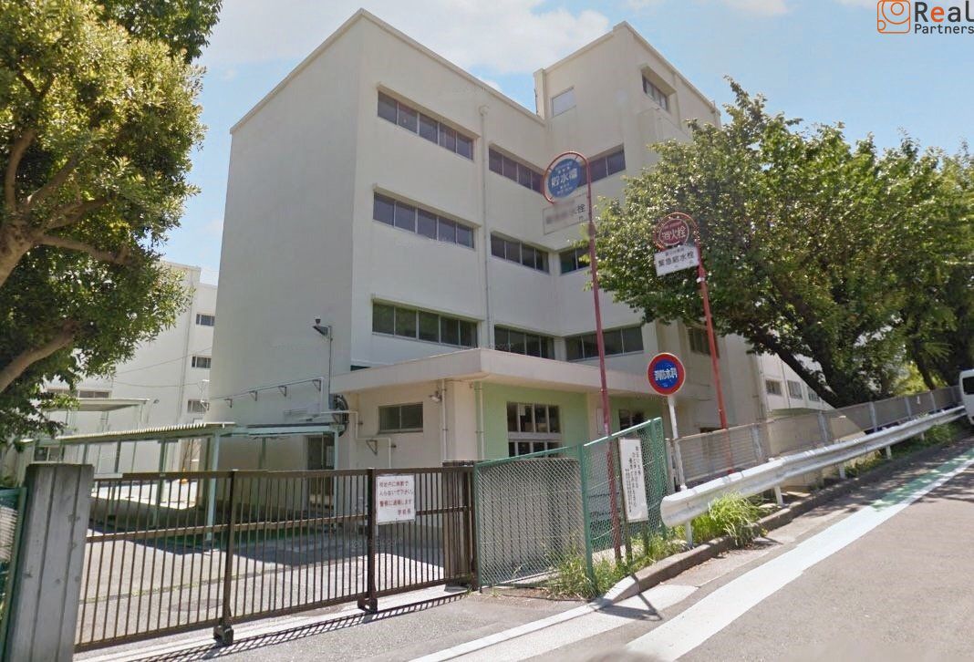 ���ͻ�Ω��˾������ع� ����6ʬ�� 480m