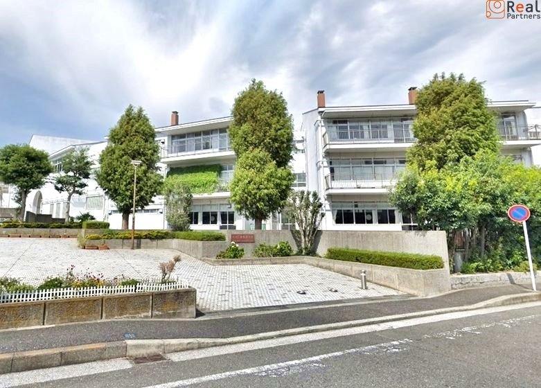 ���ͻ�Ω������ع� ����8ʬ�� 640m