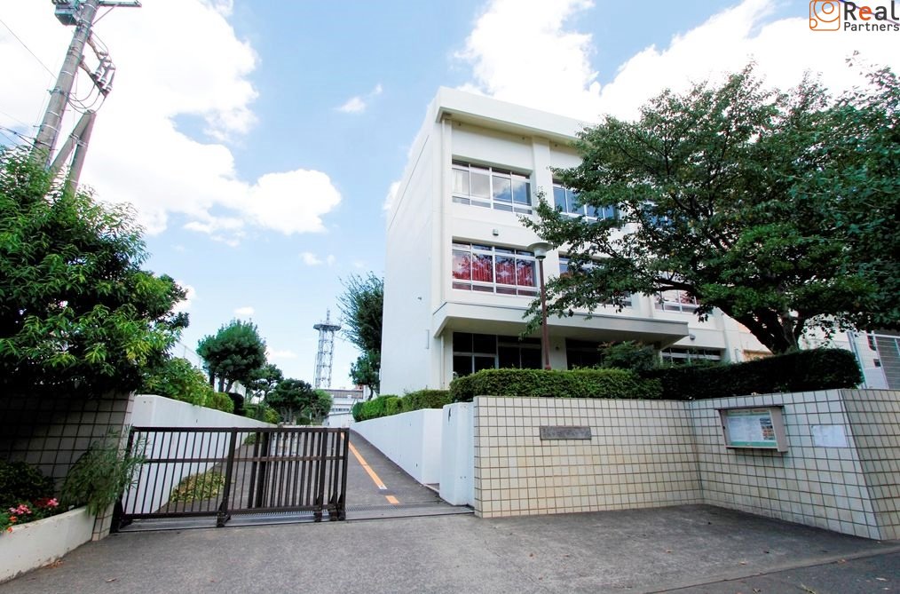 ƣ����Ω�������ع� ����14ʬ�� 1090m