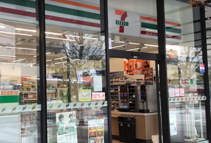 ���֥󥤥�֥������¢��������Ź ����4ʬ�� 320m