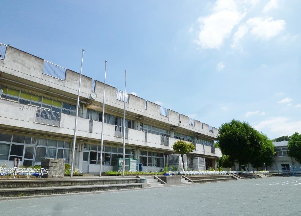 ���ͻ�Ω��Ķ����ع� ����12ʬ�� 890m