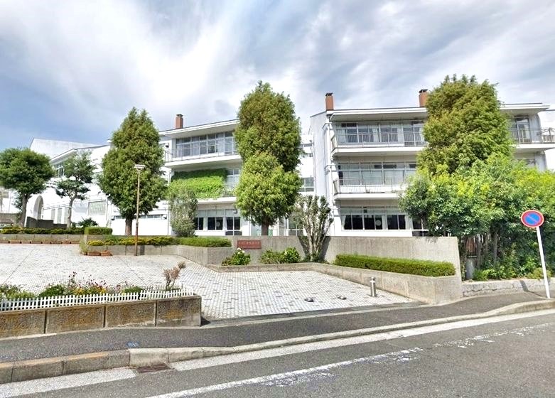 ���ͻ�Ω������ع� ����12ʬ�� 930m