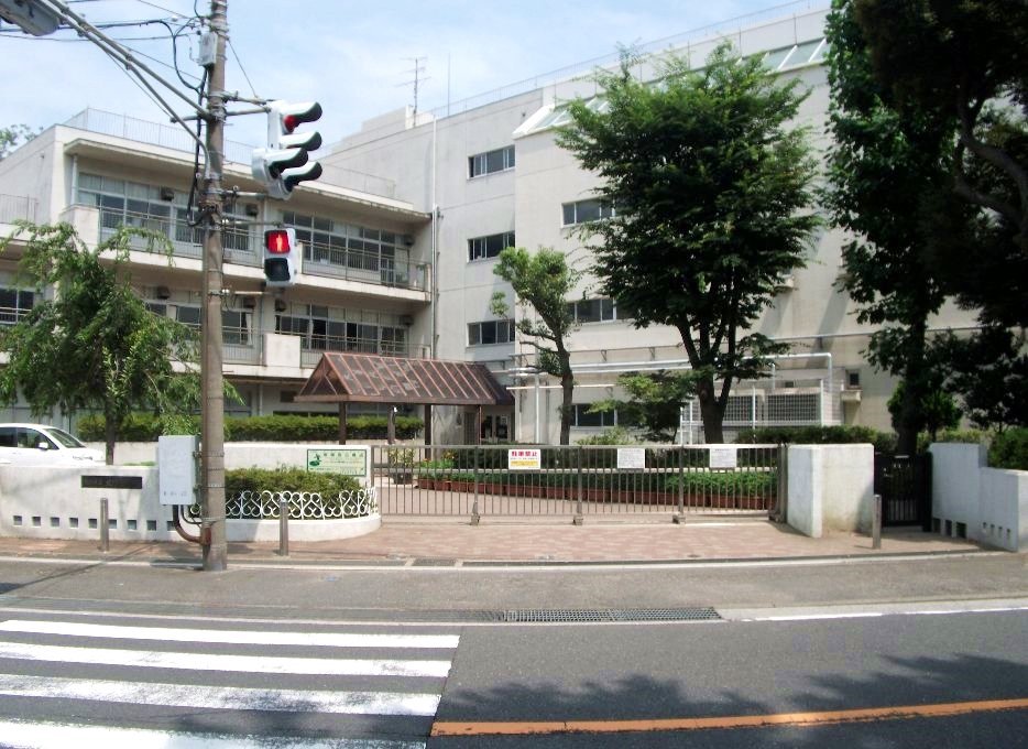 ���ͻ�Ω�������ع� ����14ʬ�� 1110m