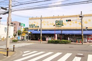 SUPER MARKET FUJI(ٻΥƥ) ʿŹޤ⣳ʬ236m	