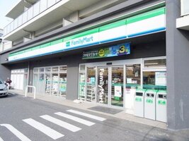 �ե��ߥ꡼�ޡ��� ����������������Ź�ޤ�����3ʬ��200m