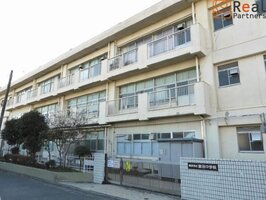 ���ͻ�Ω������ع� ����4ʬ�� 300m