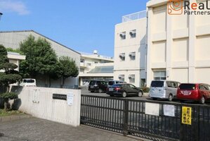 ���ͻ�Ω�ߤ�������ع� ����10ʬ�� 790m